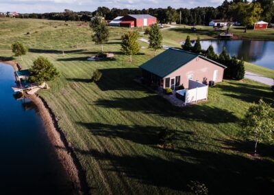 aerial image of Pinnon Lake Cabins and full driveway